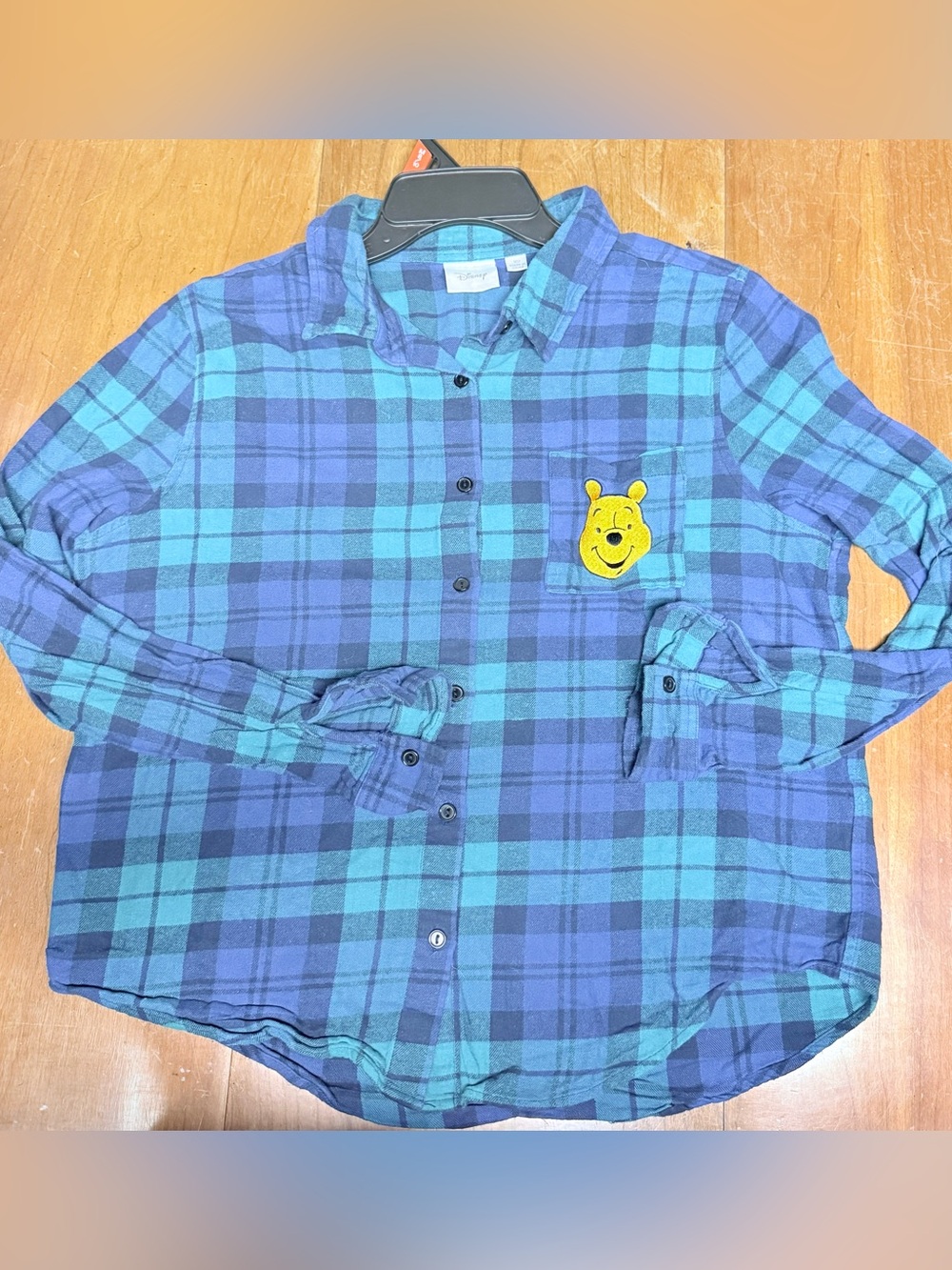 Winnie the Pooh Button-Up Shirt Women’s Sz Medium